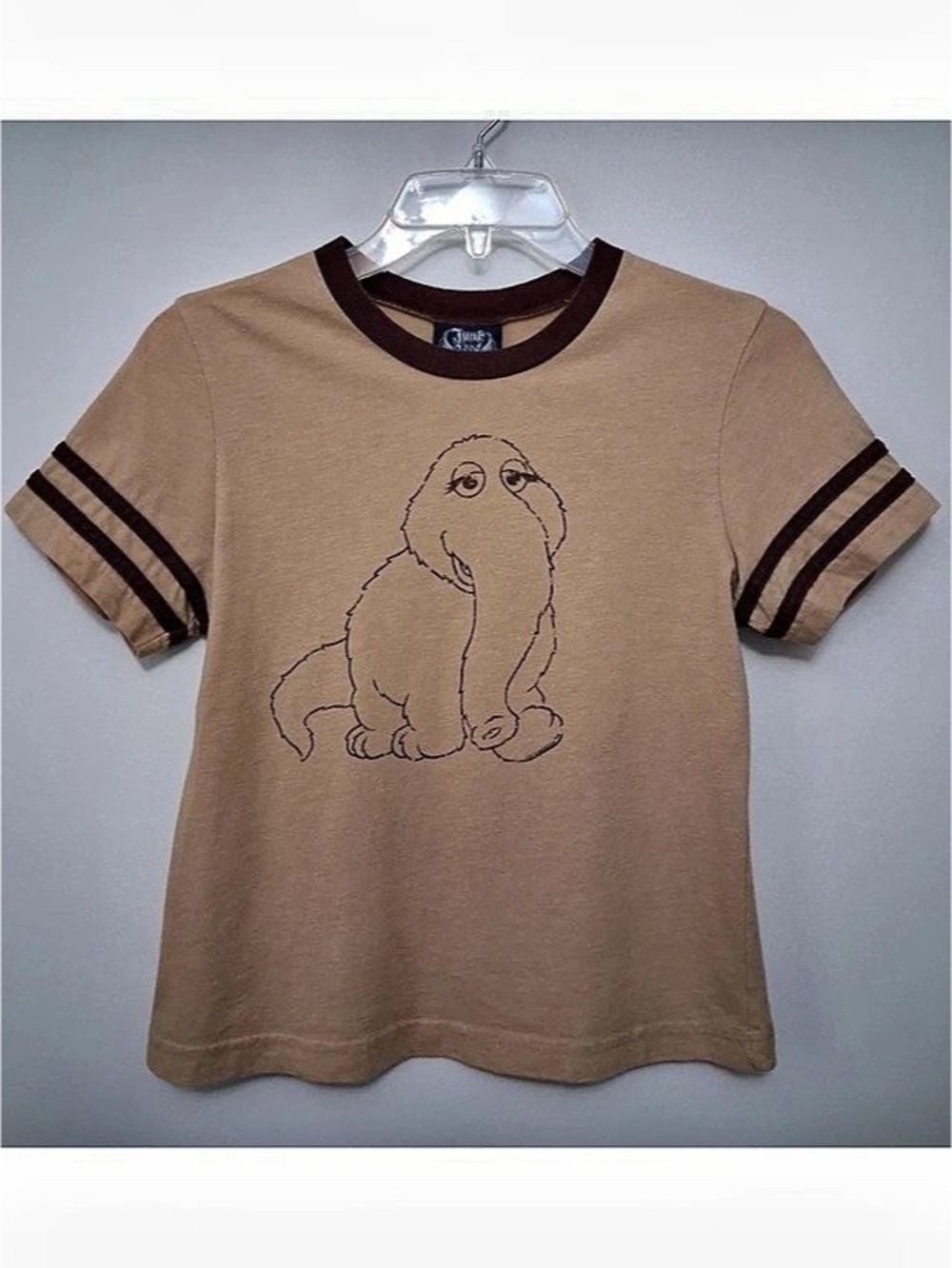 Junk Food Sesame Street Mr
Snuffleupagus Ringer Tee
Medium Vintage Y2K Hot Topic